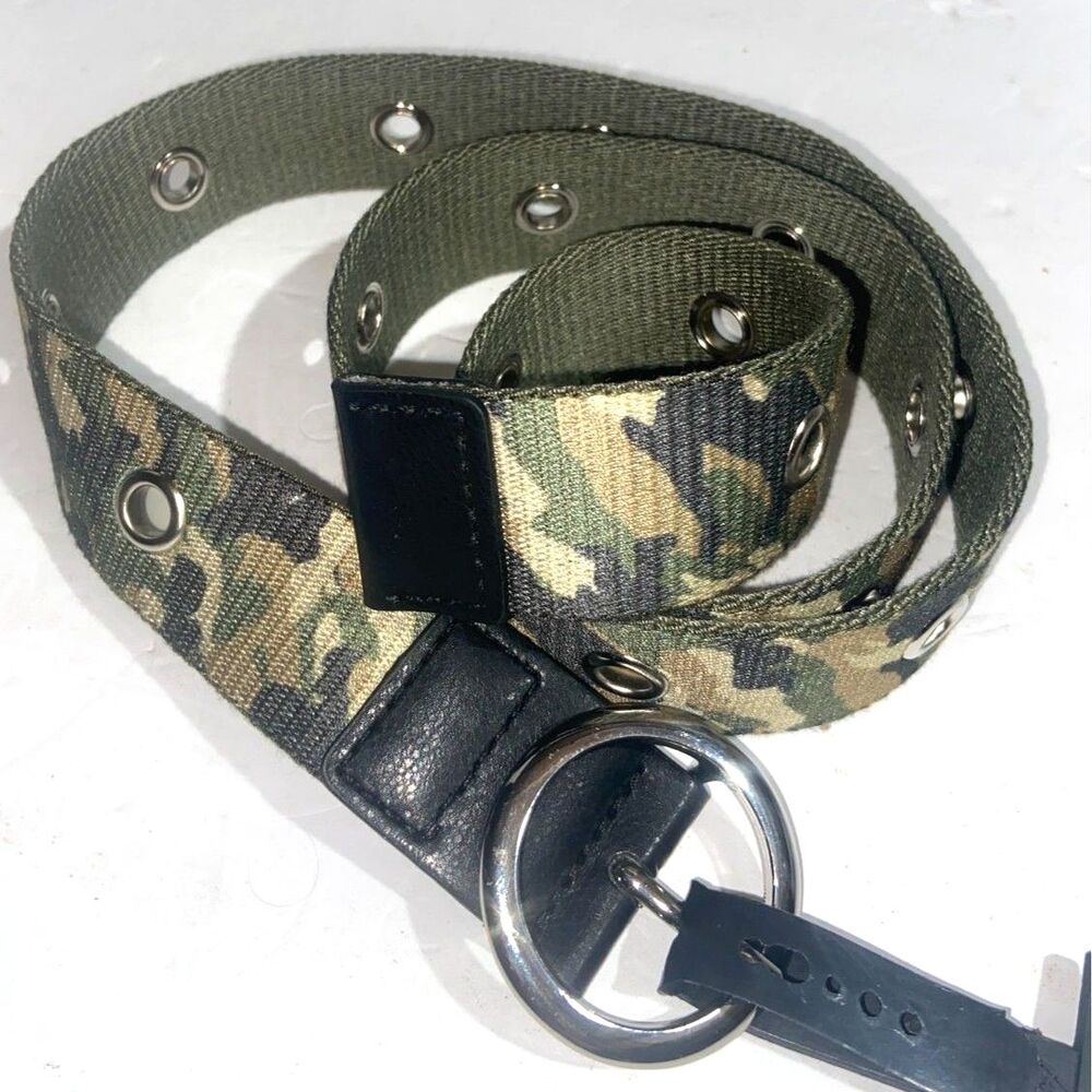 Camo Camouflage L Belt 42.5" long Round Buckle Single Grommet Unisex New!
